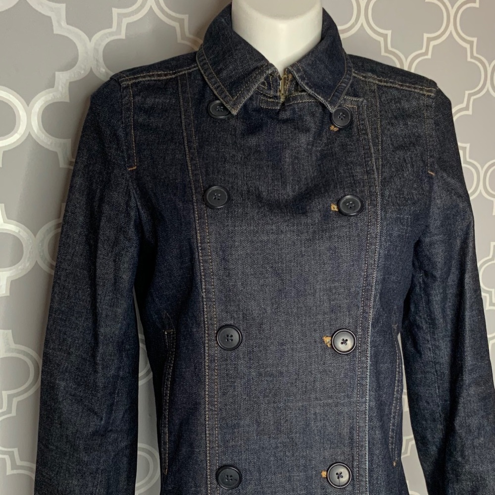 Gap jacket